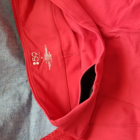 Splits59 Red Leggings Size Medium - Picture 6 of 6